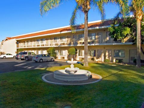 Travelodge By Wyndham Hemet Ca Exterior photo